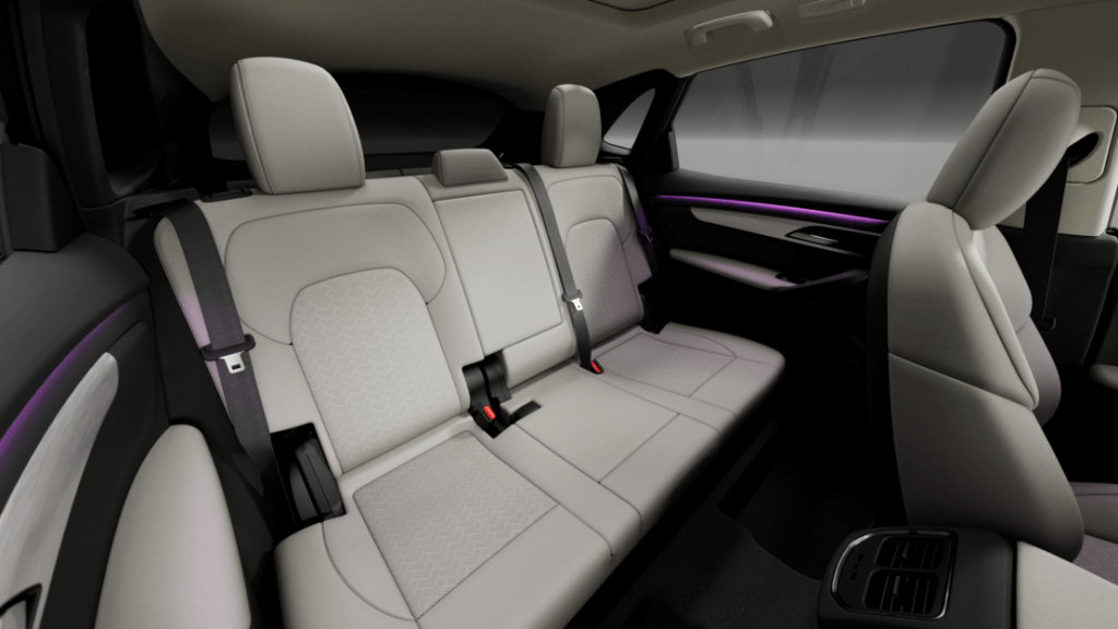 Nội thất hàng ghế sau VinFast VF8